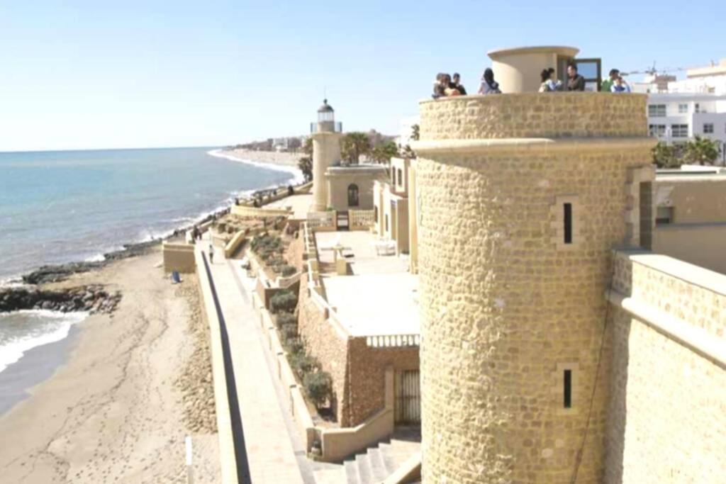 A 600 M De La Playa Y El Castillo Santa Ana Ροκέτας ντε Μαρ Εξωτερικό φωτογραφία