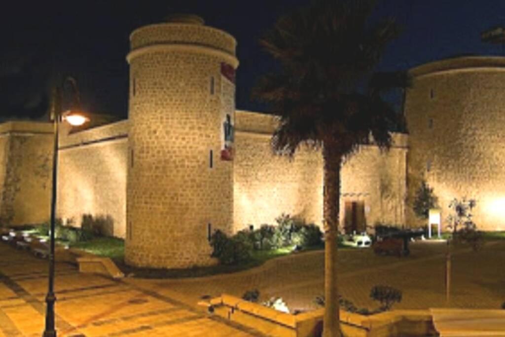 A 600 M De La Playa Y El Castillo Santa Ana Ροκέτας ντε Μαρ Εξωτερικό φωτογραφία
